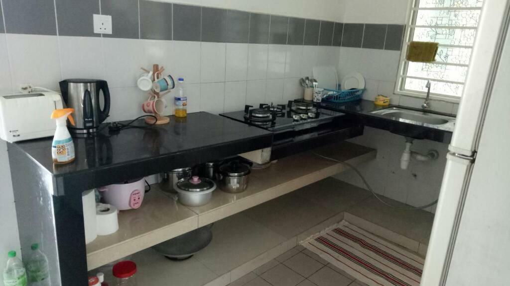 Affordable Stay @ Rue'S Villa Tropika Apartment, Ukm Bangi Buitenkant foto